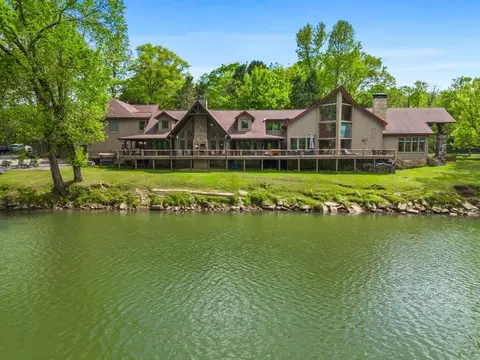 50 Jones Slough Rd, Kingston, GA 30145