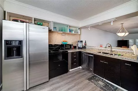 2030 Oak Park Ln, Decatur, GA 30032