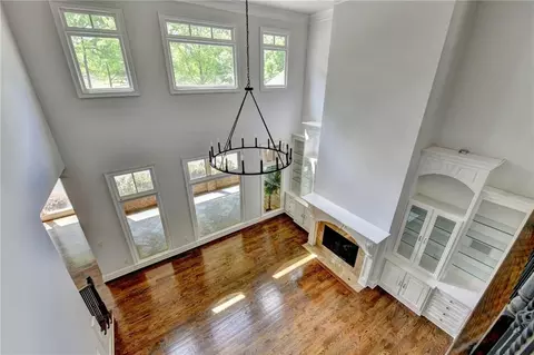 Living - 552 Brendlynn Ct, Suwanee, GA 30024 photo 14 of 25