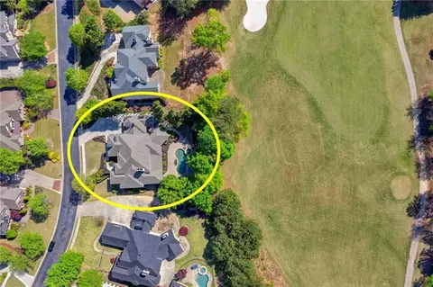 View/Area - 552 Brendlynn Ct, Suwanee, GA 30024 photo 10 of 18