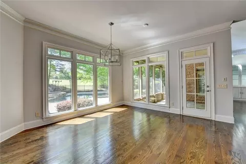 Living - 552 Brendlynn Ct, Suwanee, GA 30024 photo 7 of 25