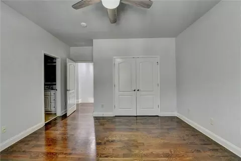 Bedroom - 552 Brendlynn Ct, Suwanee, GA 30024 photo 7 of 17