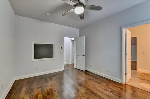 Bedroom - 552 Brendlynn Ct, Suwanee, GA 30024 photo 10 of 17
