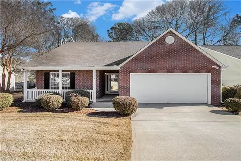 741 Jacoby Dr, Loganville, GA 30052