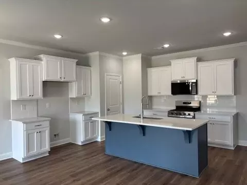 Kitchen - 1104 Bartlett Trce, Suwanee, GA 30024 photo 2 of 2