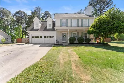 709 Muirfield Dr, Winder, GA 30680