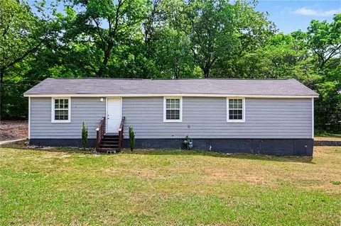 6730 Old Beulah Rd, Lithia Springs, GA 30122