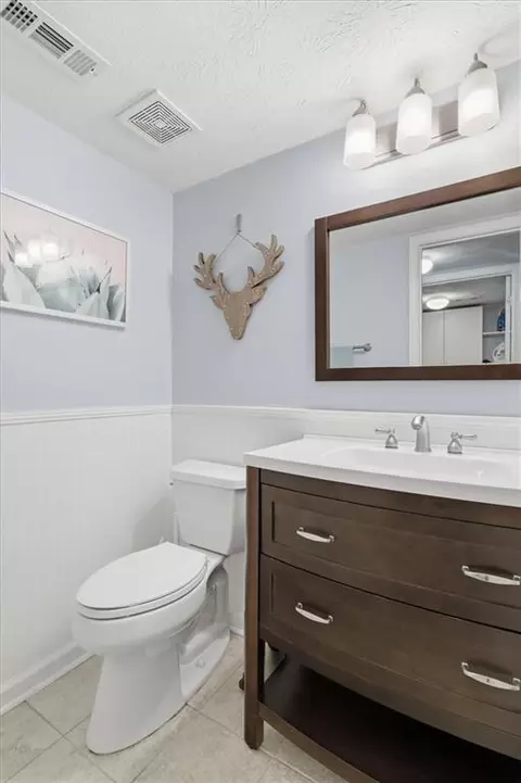 Bath - 3085 Abbotts Pointe Dr, Duluth, GA 30097 photo 1 of 7