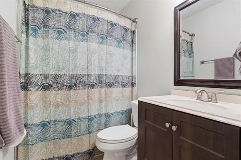 Bath - 3085 Abbotts Pointe Dr, Duluth, GA 30097 photo 7 of 7