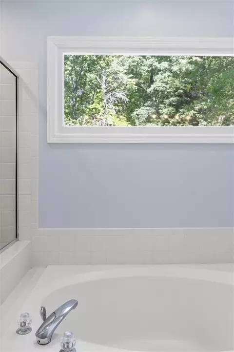 Bath - 3085 Abbotts Pointe Dr, Duluth, GA 30097 photo 6 of 7