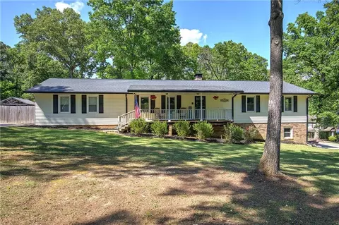 34 Wayside Dr SW, Cartersville, GA 30120