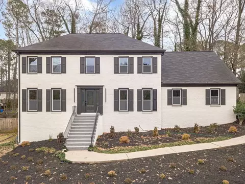 380 Cardigan Cir SW, Lilburn, GA 30047