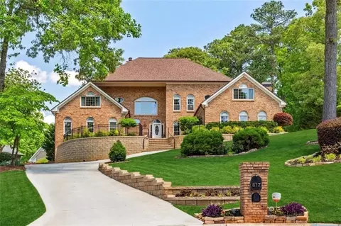 817 Jami Ct, Lawrenceville, GA 30046