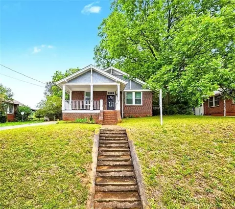 3 J Ave, Gainesville, GA 30504