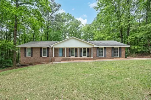 3025 Robertswood Dr, Powder Springs, GA 30127