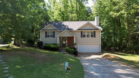 192 Lakeover Cir, Athens, GA 30607