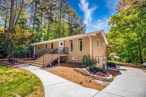 2711 Tribble Mill Rd, Lawrenceville, GA 30045