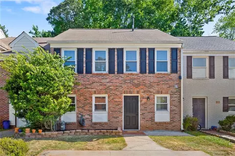 874 Baltimore Pl SW, Marietta, GA 30064