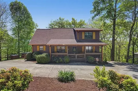 1488 Walnut Rdg, Ellijay, GA 30536