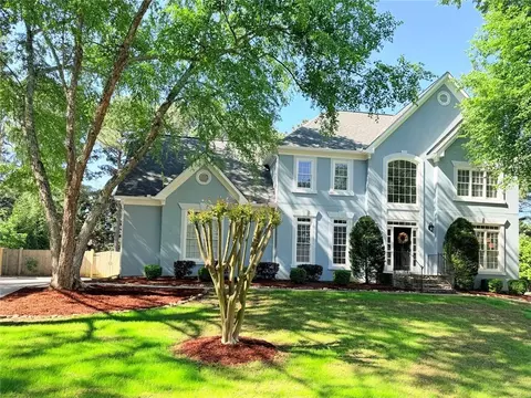 1890 Milfield Cir, Snellville, GA 30078