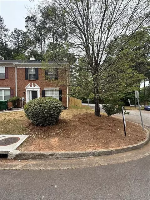 578 Hambrick Sq, Stone Mountain, GA 30083