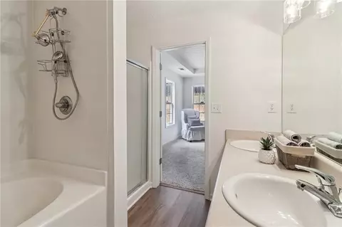 Bath - 9126 Comstock Ct, Covington, GA 30014 photo 7 of 8