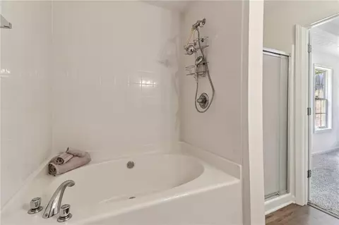 Bath - 9126 Comstock Ct, Covington, GA 30014 photo 8 of 8