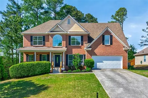 1530 Misty Valley Dr, Lawrenceville, GA 30045