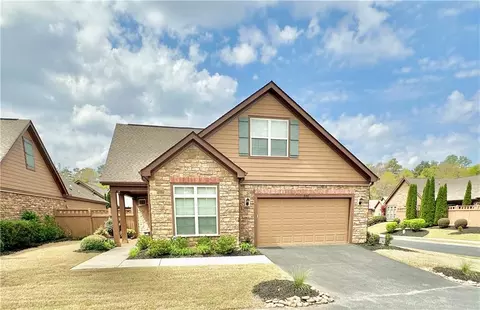 331 Gold Cove Ln, Johns Creek, GA 30097
