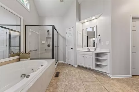 Bath - 134 Ardsley Run, Canton, GA 30115 photo 3 of 6