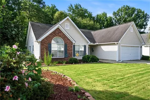 3289 Hampton Trace Ct, Buford, GA 30519