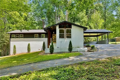 4599 Somerset Rd SW, Smyrna, GA 30082
