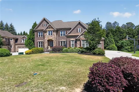 2083 Skybrooke Ln, Hoschton, GA 30548