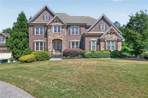 2083 Skybrooke Ln, Hoschton, GA 30548