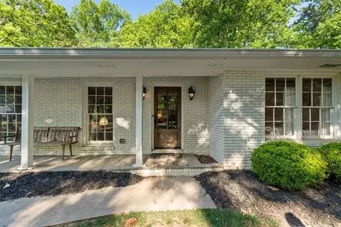 230 Dania Dr, Alpharetta, GA 30009