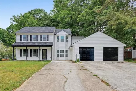 609 Woodknoll Ct, Jonesboro, GA 30238