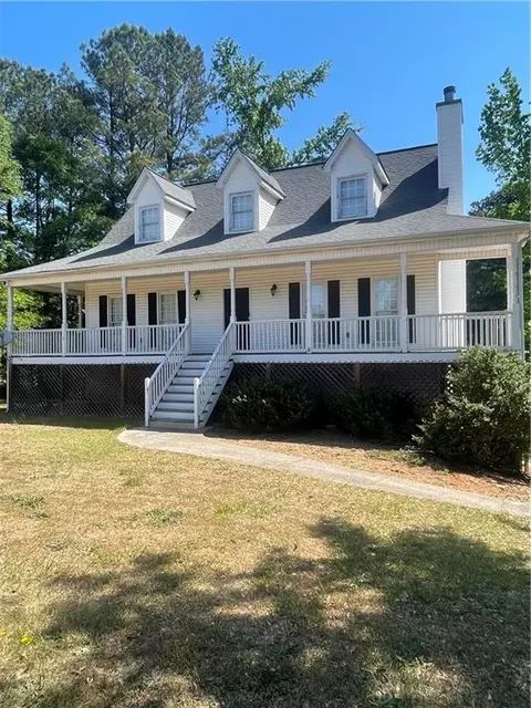 15 Glenmark Dr, Dallas, GA 30157
