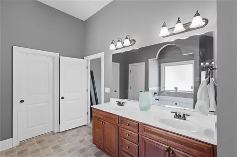 Entry Way - 2523 Zablan Ave, Bethlehem, GA 30620 photo 10 of 11