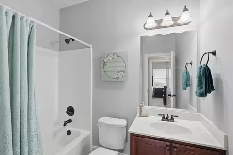Bath - 2523 Zablan Ave, Bethlehem, GA 30620 photo 2 of 3