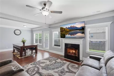 Living - 2523 Zablan Ave, Bethlehem, GA 30620 photo 3 of 5