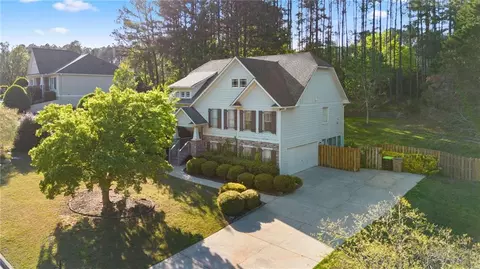 71 Jefferson Dr, Dallas, GA 30132