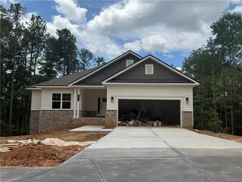 200 Blackberry Ct, Pendergrass, GA 30567