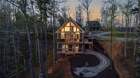 84 Ridge Line Trl, Ellijay, GA 30540