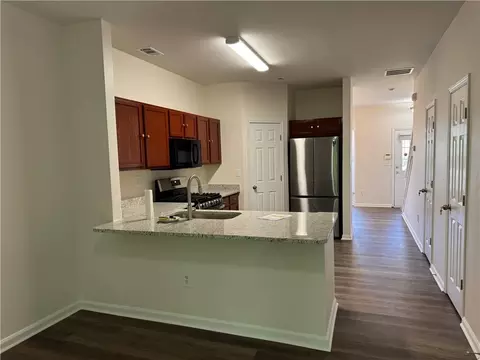 1599 Cove Creek Cir, Norcross, GA 30093