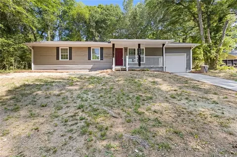 4583 N Woodlake Ln SE, Conyers, GA 30013