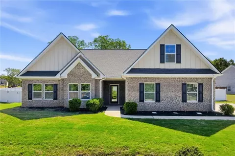 201 Cades Ct, Mcdonough, GA 30252