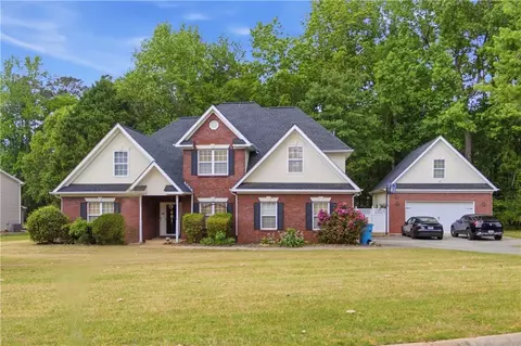 245 Scenic Dr, Mcdonough, GA 30252