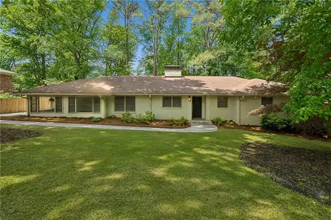 6748 Brandon Mill Rd, Sandy Springs, GA 30328