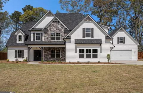 101 Bonnie Lynn Ln, Carrollton, GA 30117