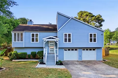 99 Hartley Woods Dr, Kennesaw, GA 30144